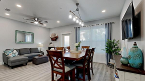 Private Townhome - Contemporary - Private Driveway - FLPCB56